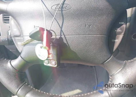 1999 Ford Ranger Xlt из США, поврежденный, VIN 1FTYR14X6XTA49752